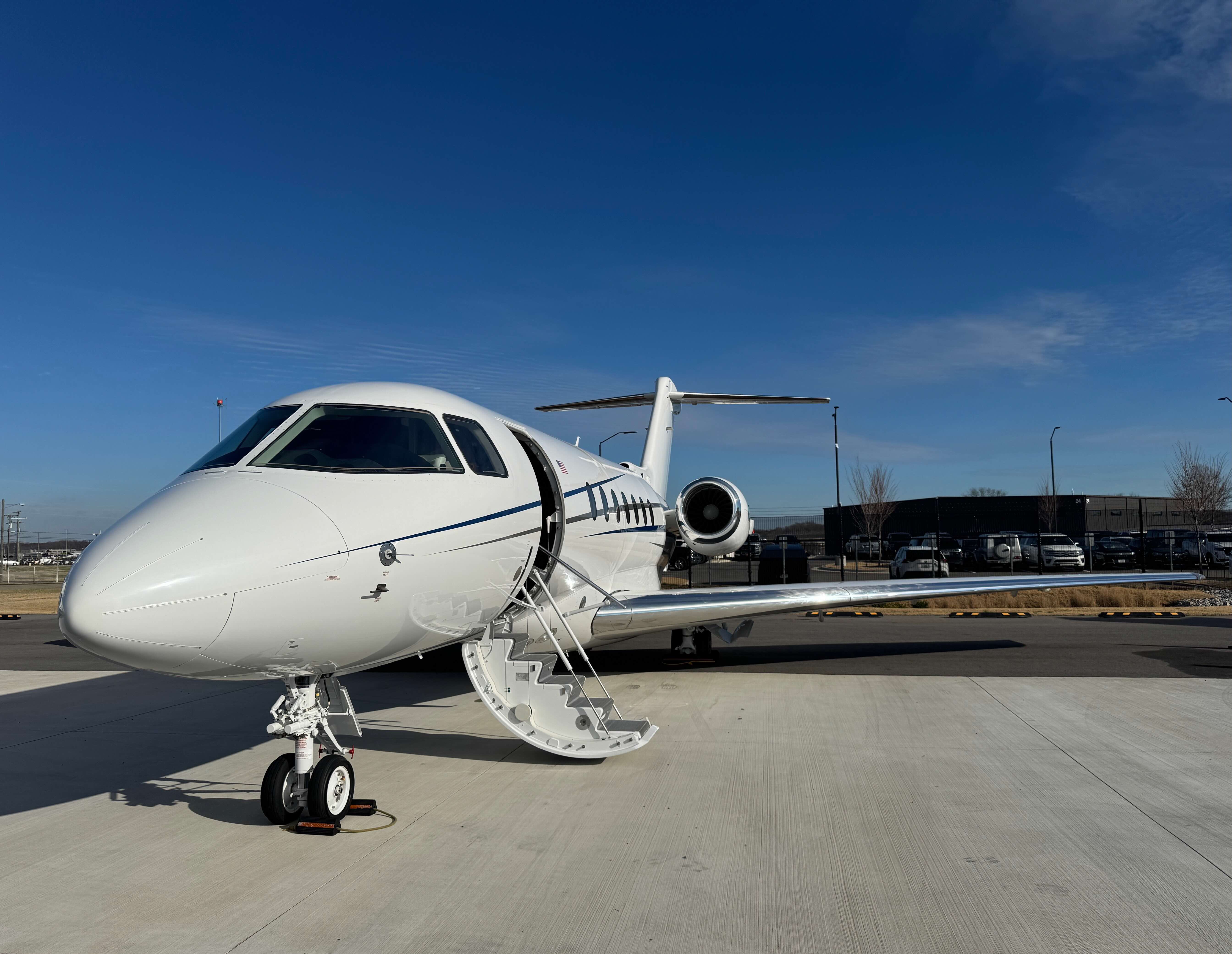 Hawker 4000
