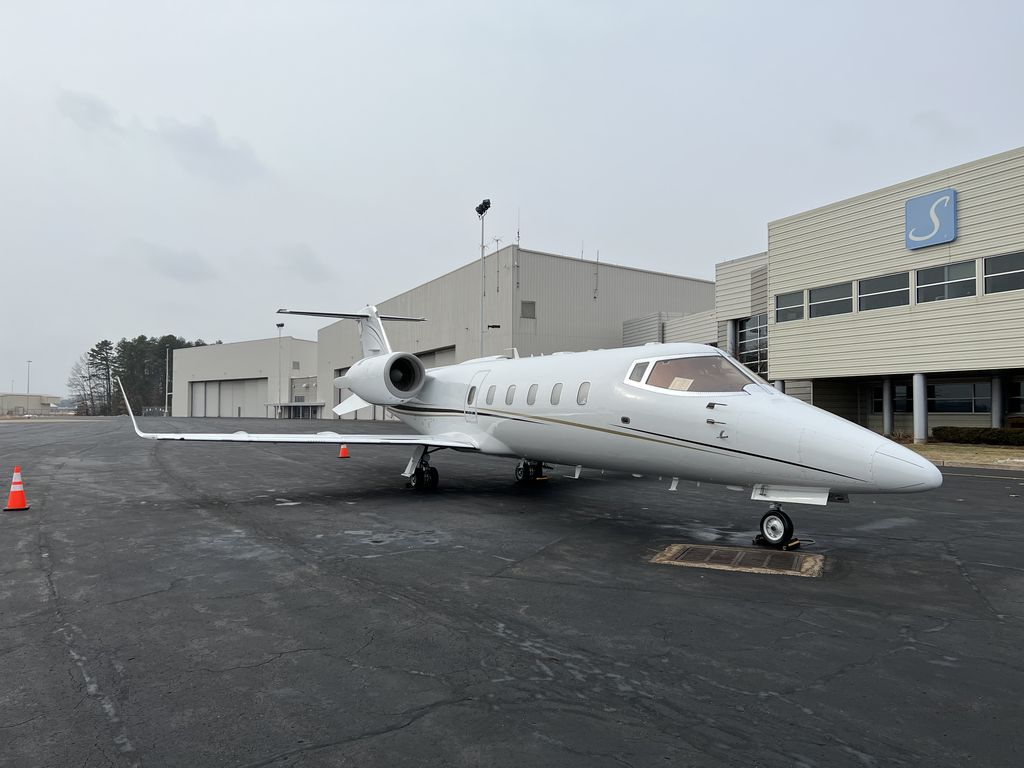 Bombardier Learjet 60 empty leg