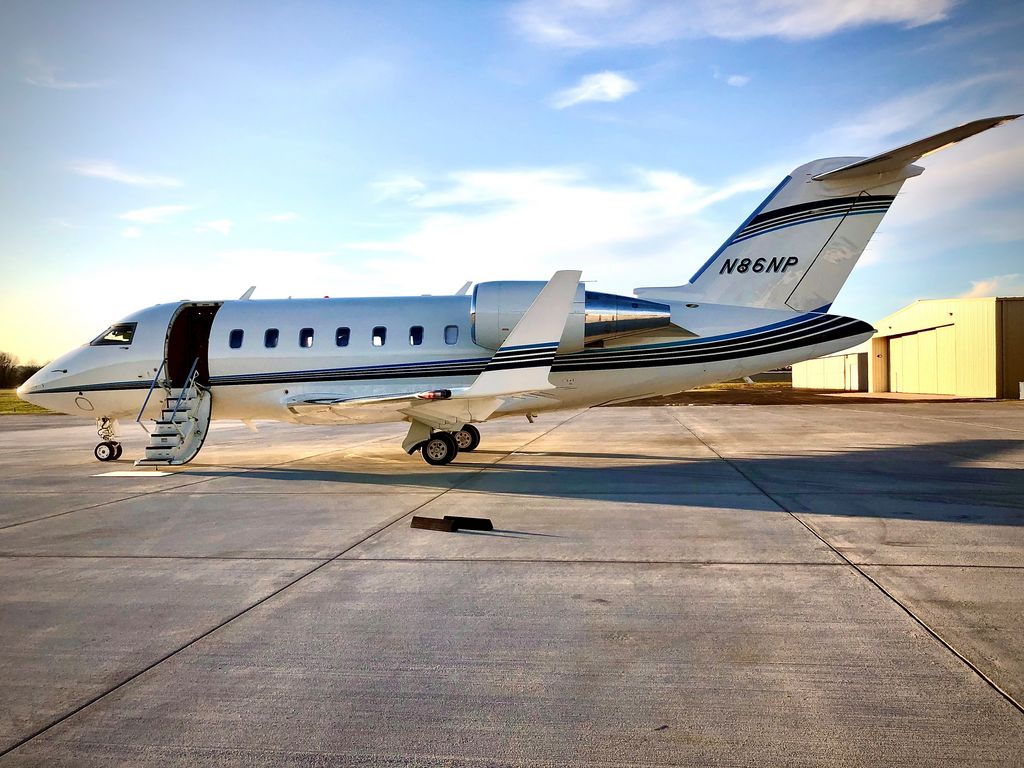 Bombardier Challenger 605 empty leg